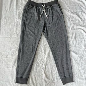 Vuori Ponto Mens Performance Jogger Pants Heathered Gray Medium M sweatpants.
